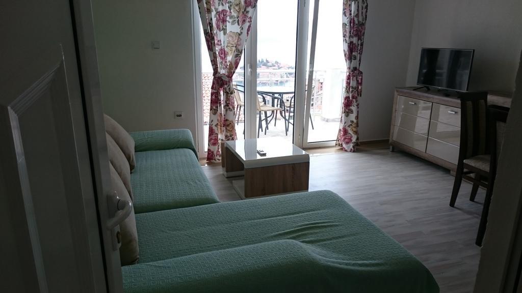 Apartments Vukovic Sveti Stefan Exterior photo
